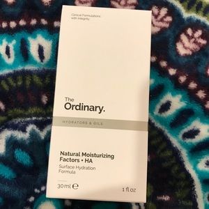 The Ordinary Natural moisturizing Factors + HA